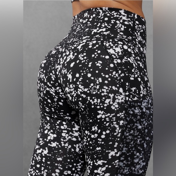 FABLETICS Black And White Speckled On-The-Go PowerHold® High-Waisted
Legging - Picture 14 of 14